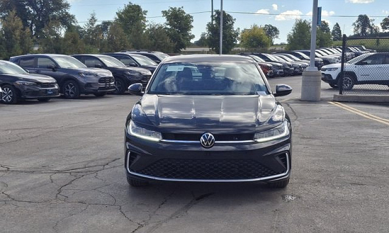 2025 Volkswagen Jett...