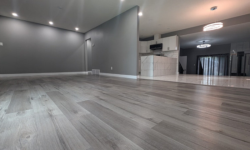 Fully Renovated. Mai...