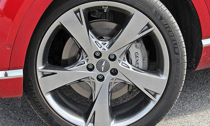 2023 Genesis Gv80 3....
