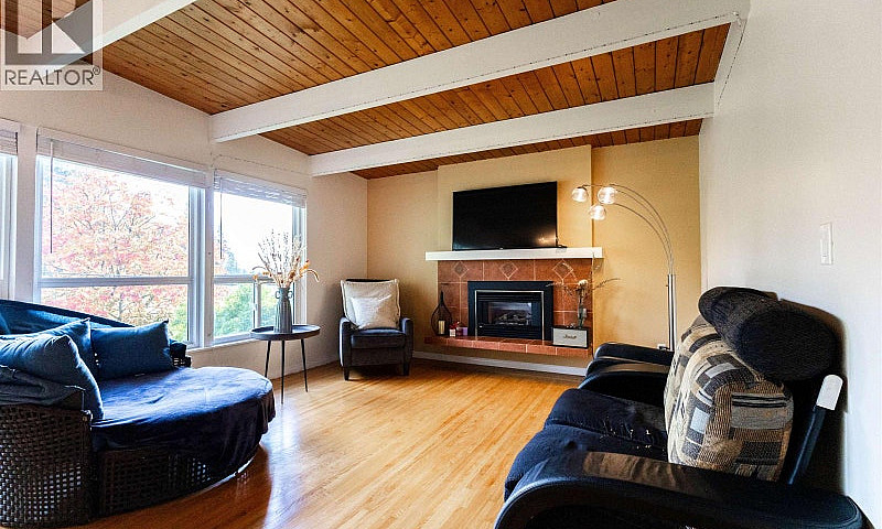 3063 Royal Avenue No...