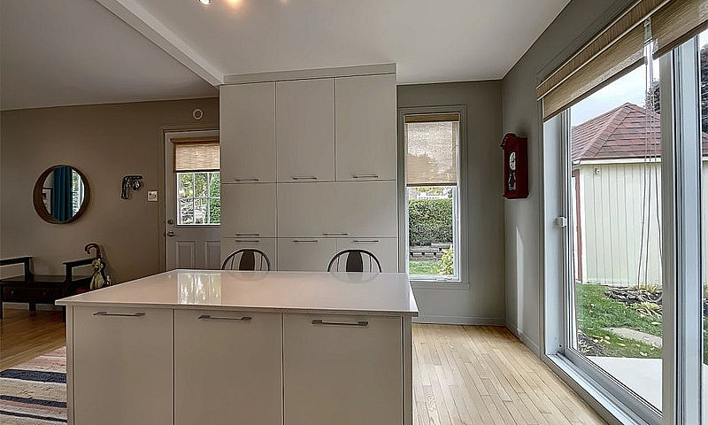 $475,000 - Bungalow ...