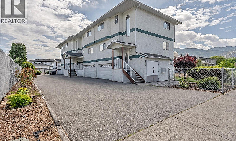 166 Green Avenue W U...
