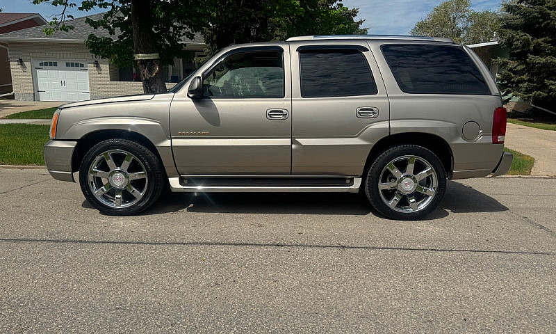 2003 Cadillac Escala...
