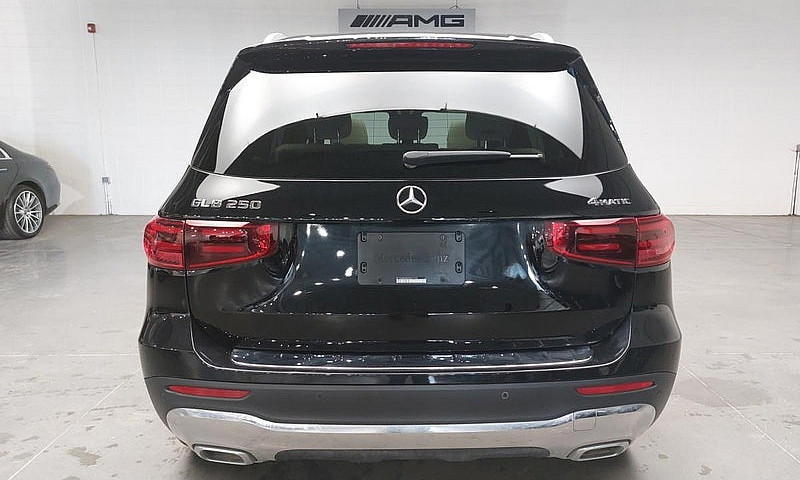 2025 Mercedes-Benz G...