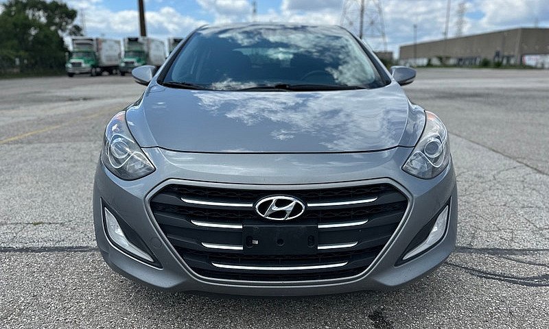 2016 Hyundai Elantra...