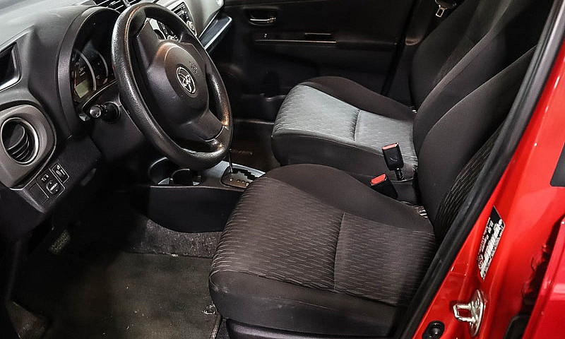 2014 Toyota Yaris Le...
