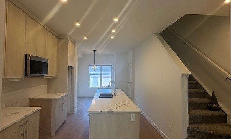 2Bed 2.5 Bath...