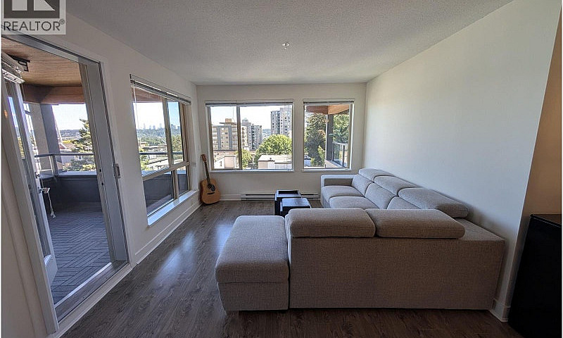 414 500 Royal Avenue...