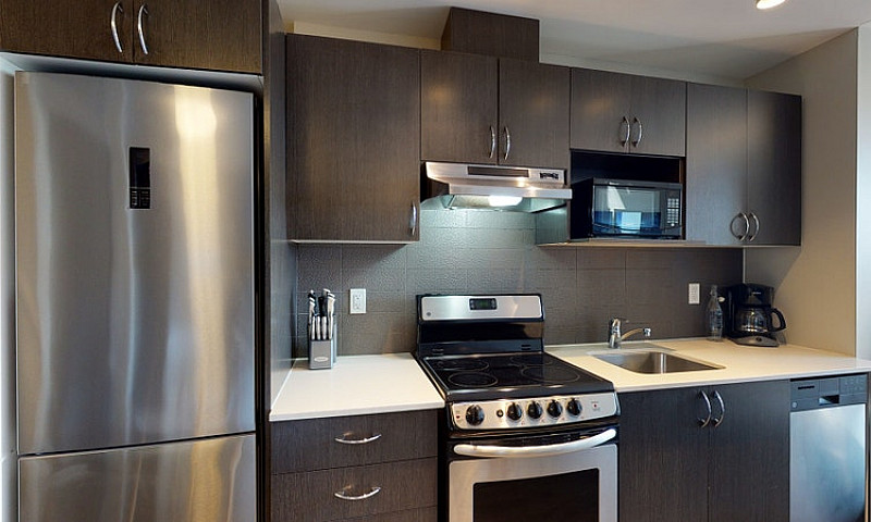 2 Bed 1 Bath In Gold...