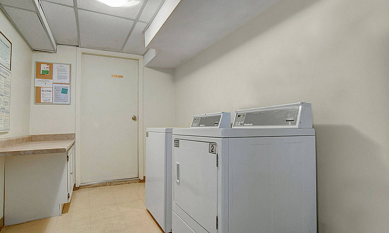 2 Bed X 1 Bath Apart...