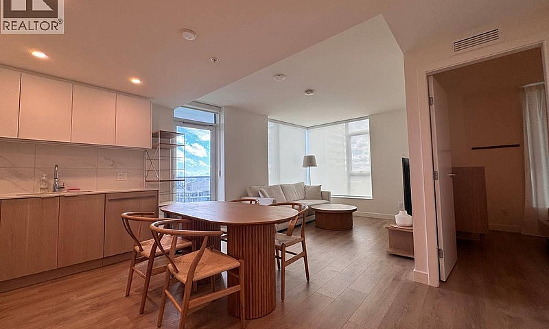 22** 318 Alderson Av...