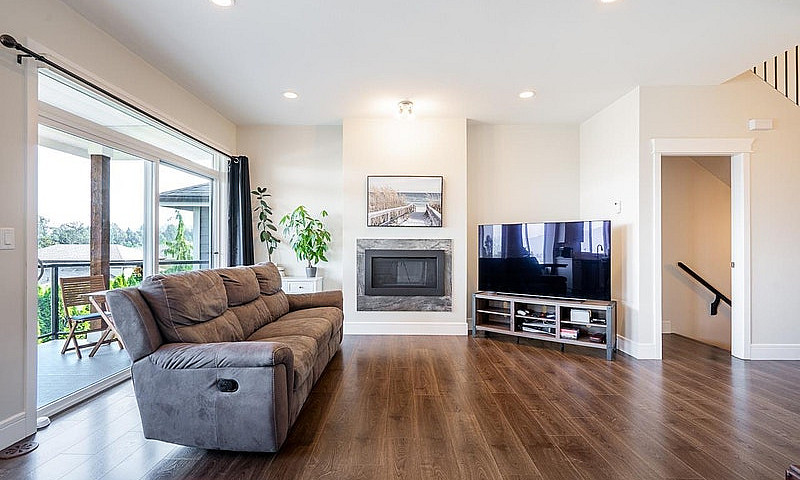 2 50634 Ledgestone P...