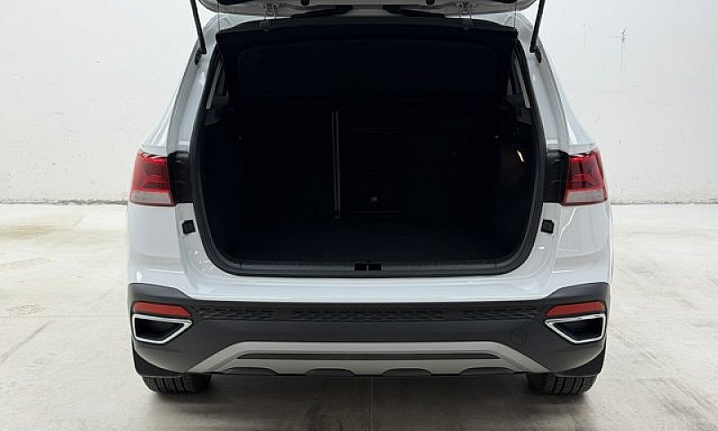 2023 Volkswagen Taos...