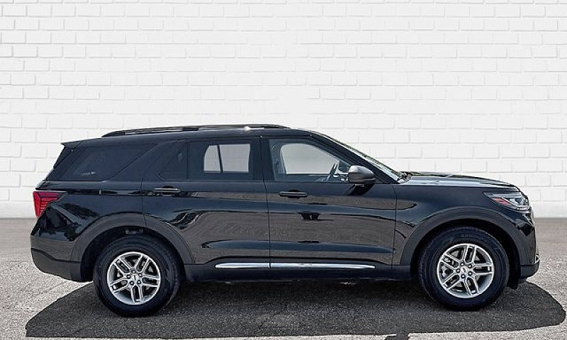 2025 Ford Explorer A...