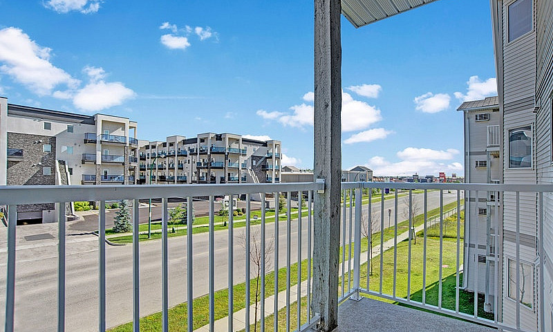 2 Bed X 1 Bath Apart...