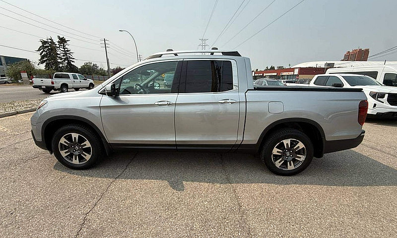 2017 Honda Ridgeline...