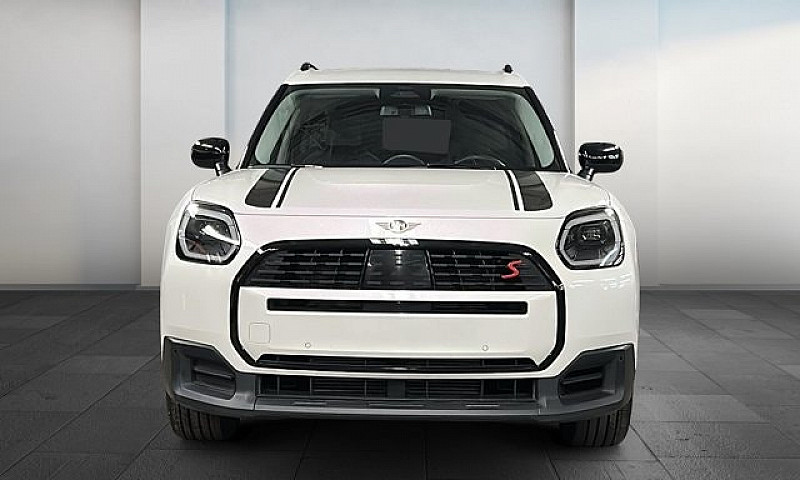 2025 Mini Countryman...