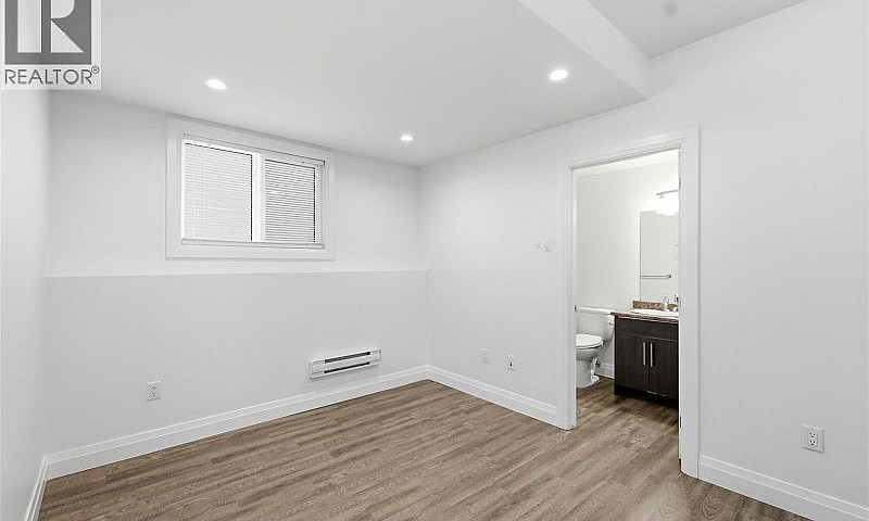 2 Bed 1 Bathroom - B...