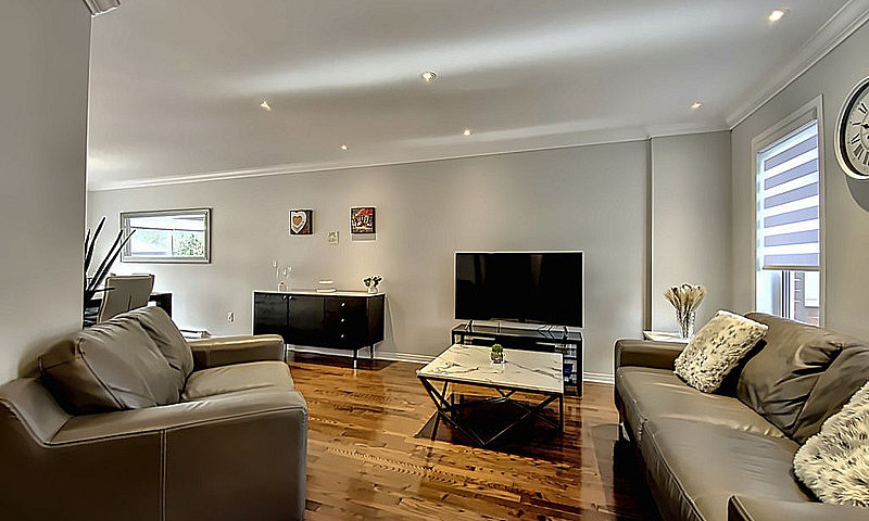 579 000$ - Maison En...