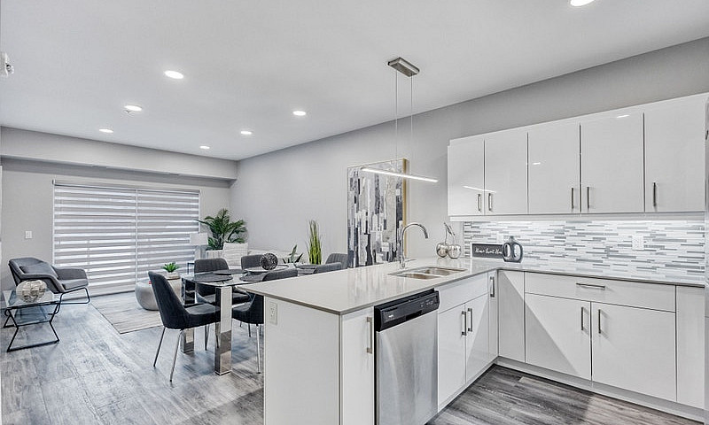 Bella Vista Luxury L...