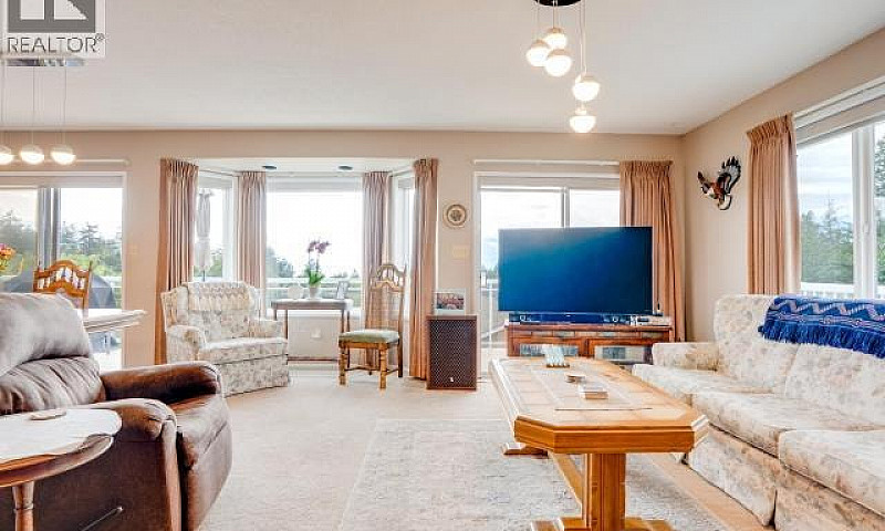 6886 Harvie Ave Powe...