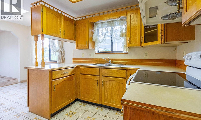 4467 Perry Street Va...