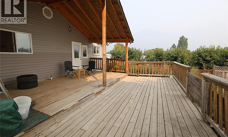3305 Erickson Road E...