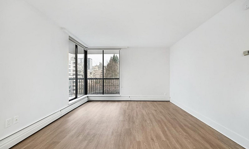 Studio Apartment For...