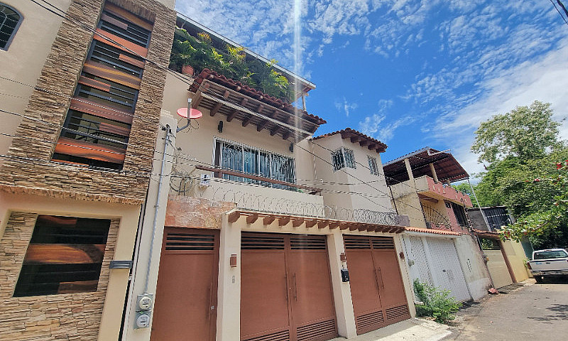 House For Sale In Ix...