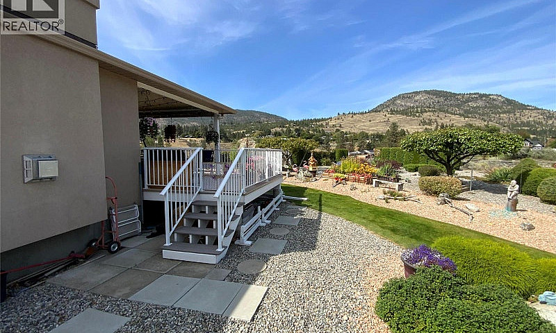 437 Ridge Road Penti...