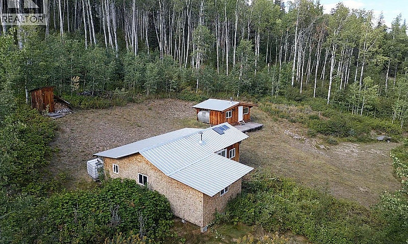 1420 Francois Lake R...