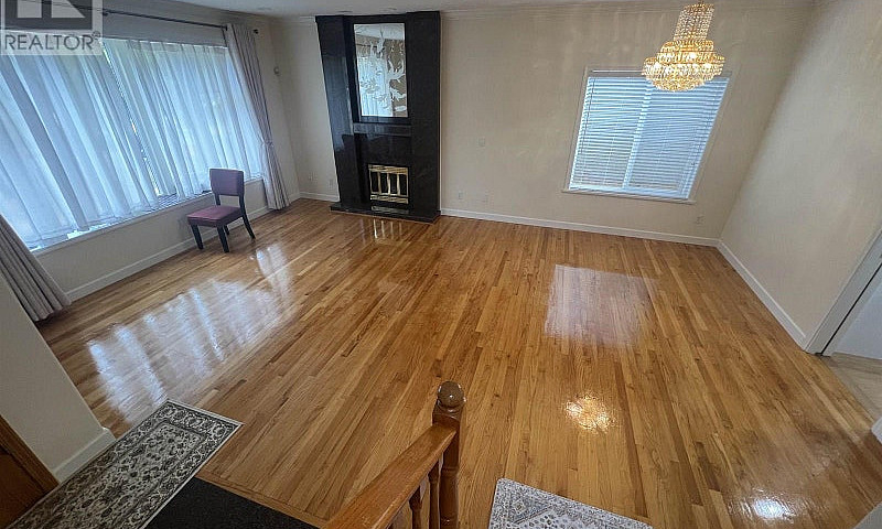 8083 Osler Street Va...
