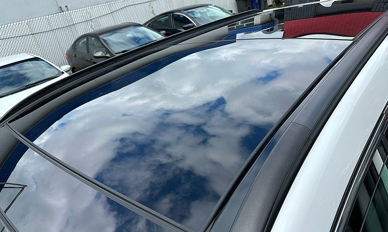 2017 Hyundai Santa F...
