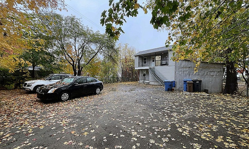 $597,000 - Triplex F...