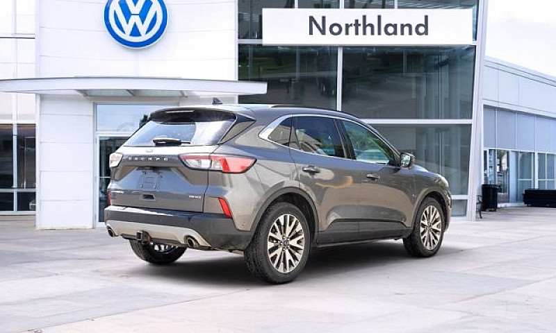 2021 Ford Escape Tit...