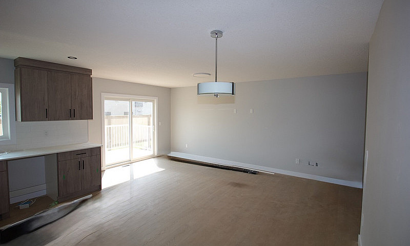 Awentia 3 Bed 2.5 Ba...
