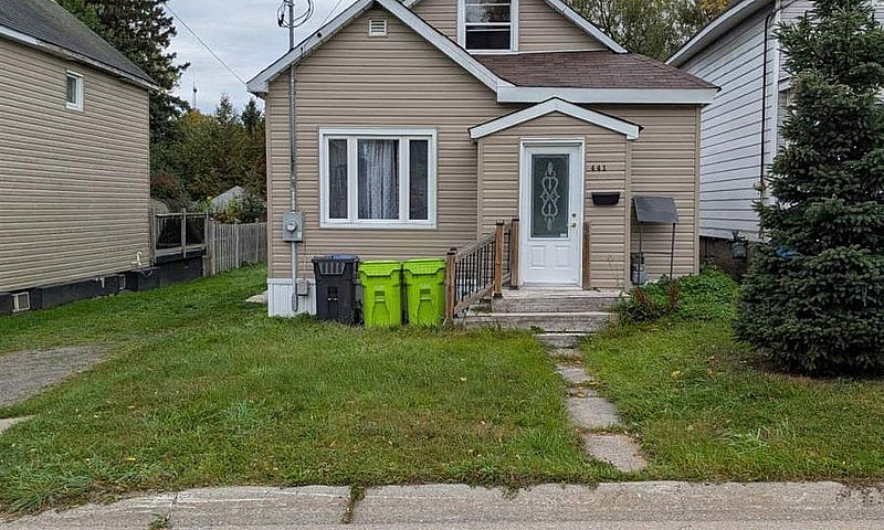 441 Charles St Sault...
