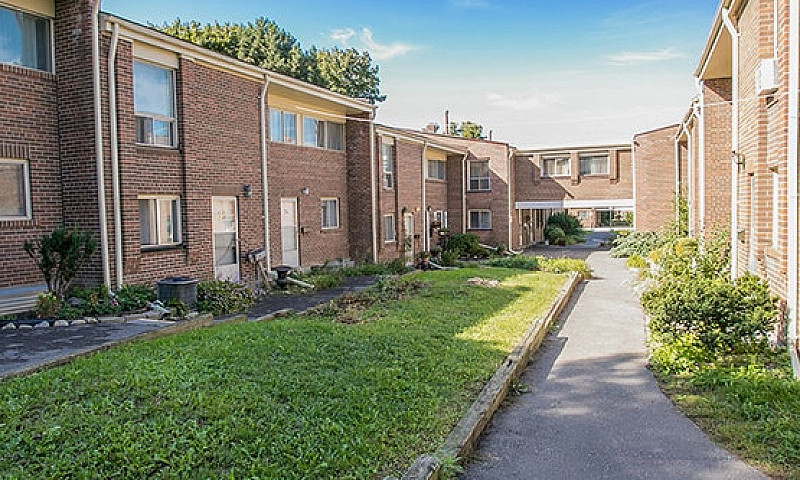 Havenbrook Gardens -...