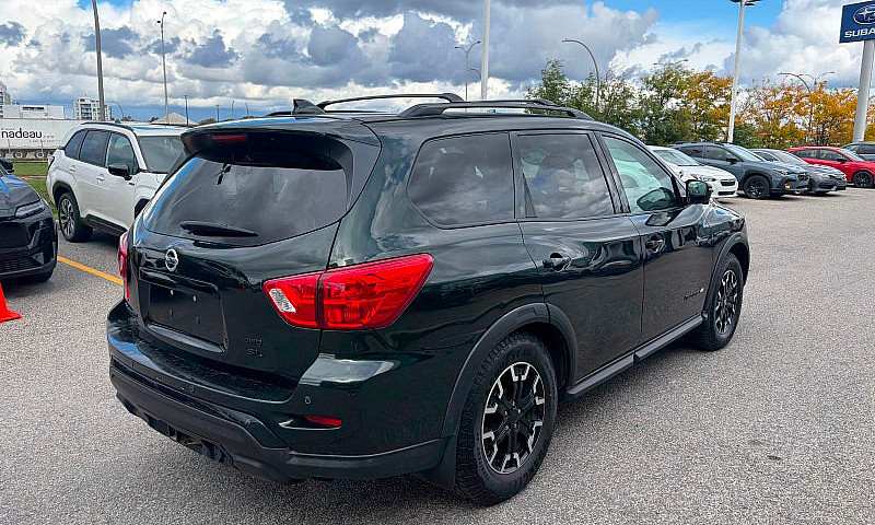 2019 Nissan Pathfind...