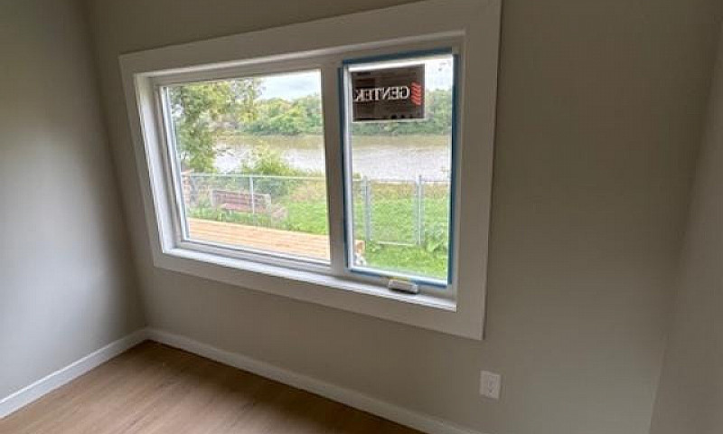 River View Executive...