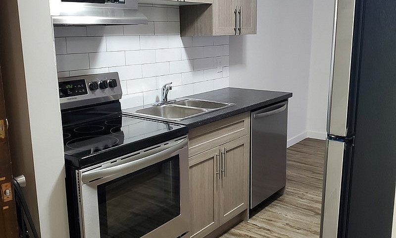 8804 95 Ave - Renova...