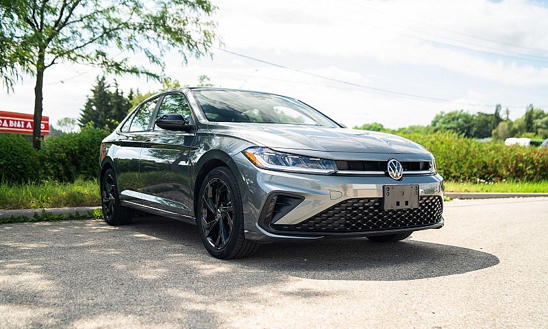 2025 Volkswagen Jett...