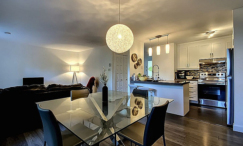 212 000$ - Condo À V...
