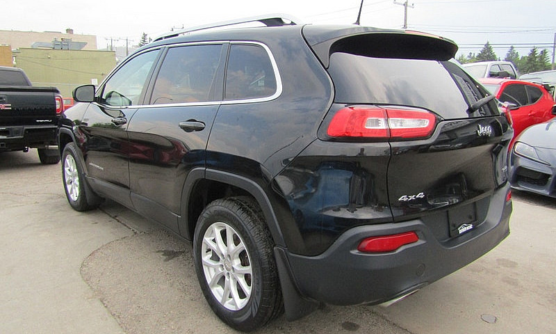 2016 Jeep Cherokee 4...