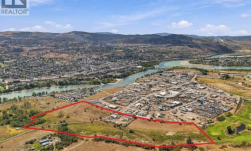 820 Sarcee Street Ka...