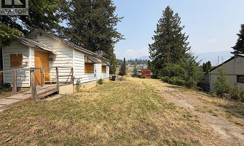 226 16Th Avenue N Cr...