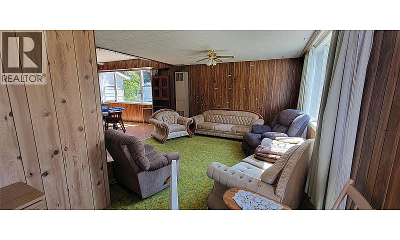 318 8Th Avenue New D...