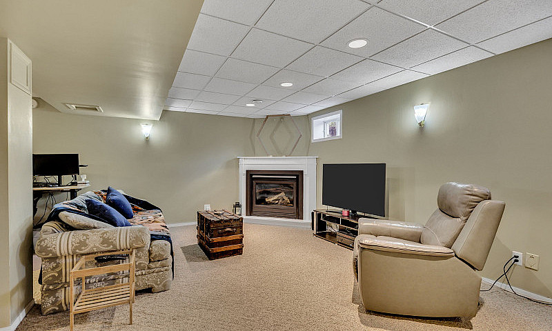 Spacious 3-Bdrm Bung...