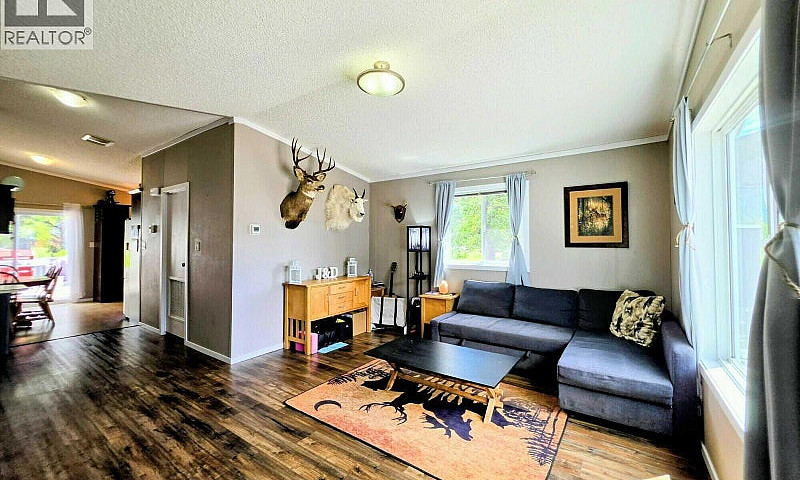 6210 Lower Elk Valle...