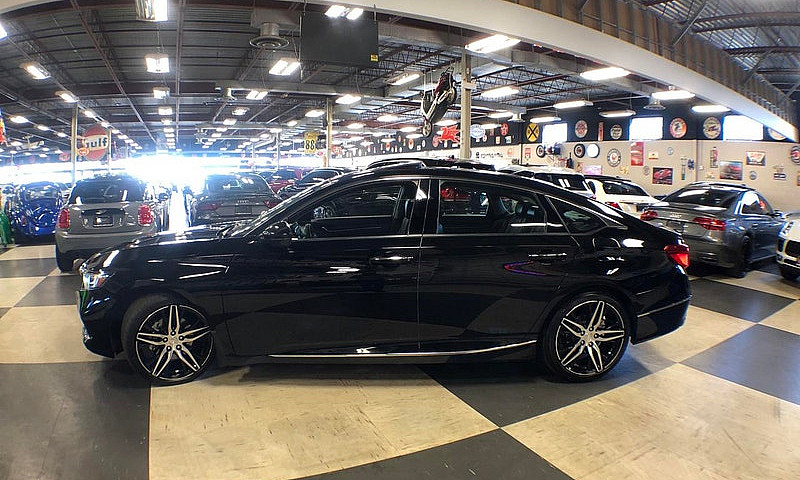 2022 Honda Accord To...